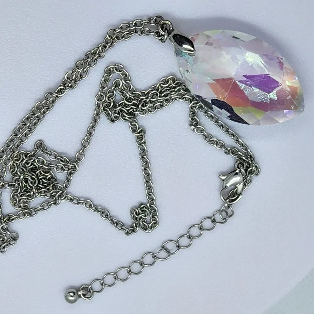 🔸️Silver Plated Chain w/Clear Stone Pendant Necklace